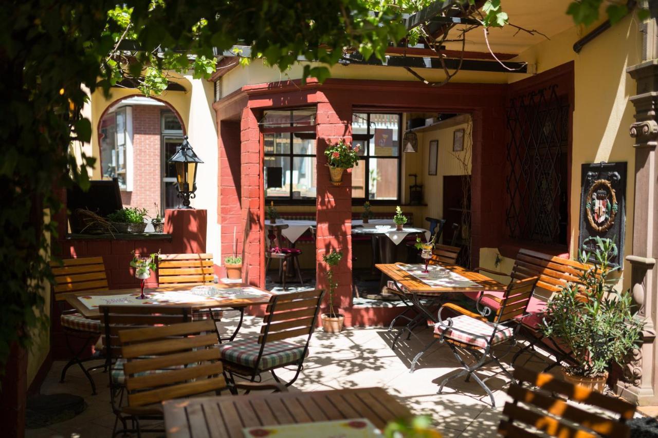 Hotel Reichsschenke Zum Ritter Gotz "Garni" Kröv Extérieur photo