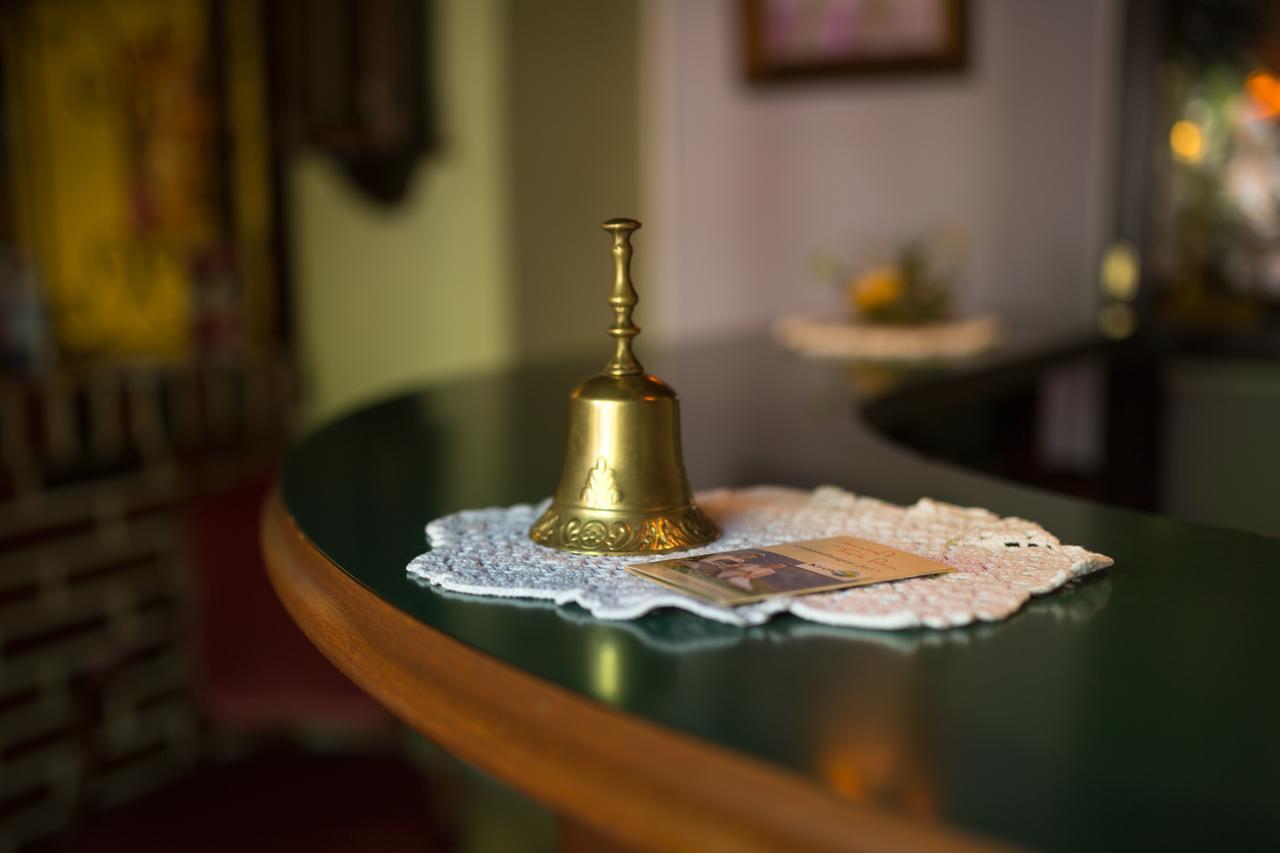 Hotel Reichsschenke Zum Ritter Gotz "Garni" Kröv Extérieur photo